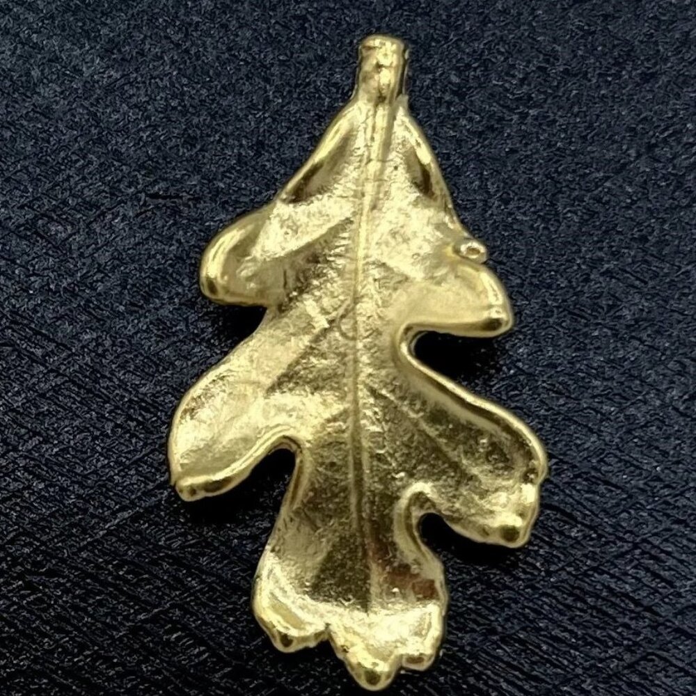 Nature's Creations Gold white oak pin impression